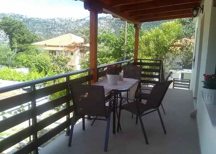 Poli's Ideal - Fully Renovated ! Feriehus *